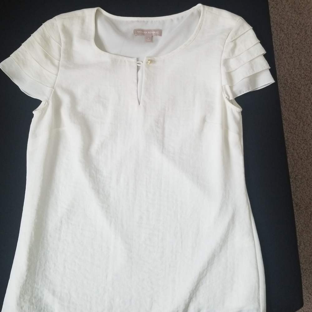 Banana Republic blouse Size 4